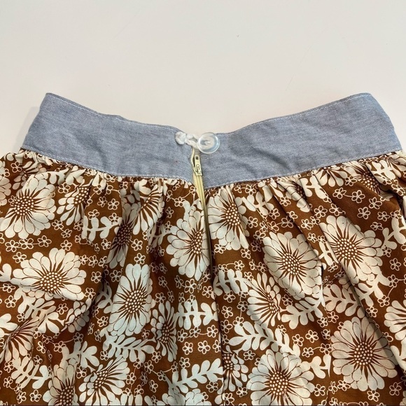 VINTAGE Chambray and Brown Floral Skirt perfect for autumn or fall photos - Picture 5 of 9
